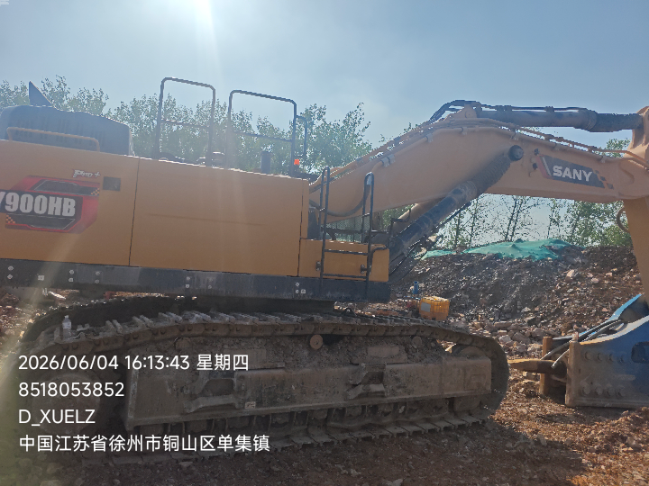 三一服务通宵奋战全力抢回滞后施工进度-跨区联动协同出击 (三一服务站)