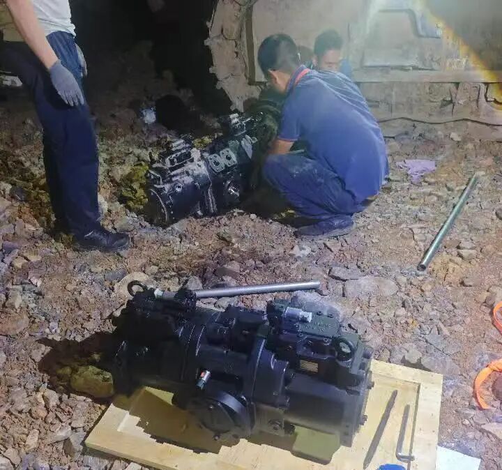 三一服务通宵奋战全力抢回滞后施工进度-跨区联动协同出击 (三一服务站) 三一服务通宵奋战全力抢回滞后施工进度-跨区联动协同出击 (三一服务站)