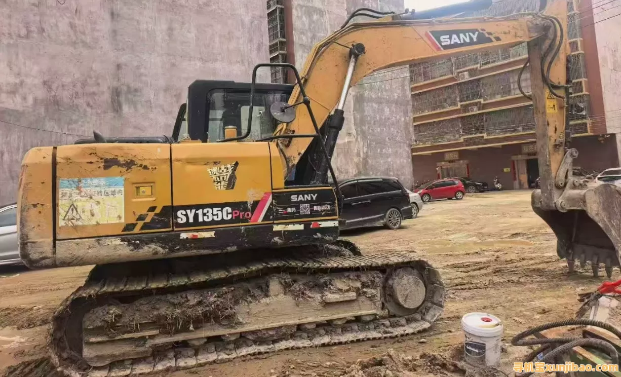 三一 SY135C Pro 中挖出租|安庆本地车,带司机台班包月,市政房建通用